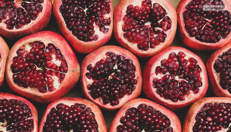 Possible Risks Of Eating Pomegranate Seeds