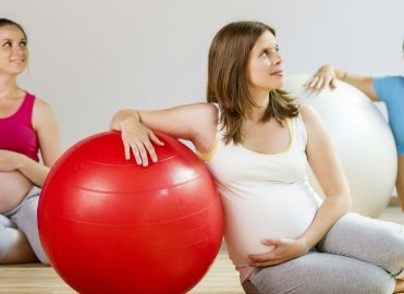 is it ok to lose weight while pregnant